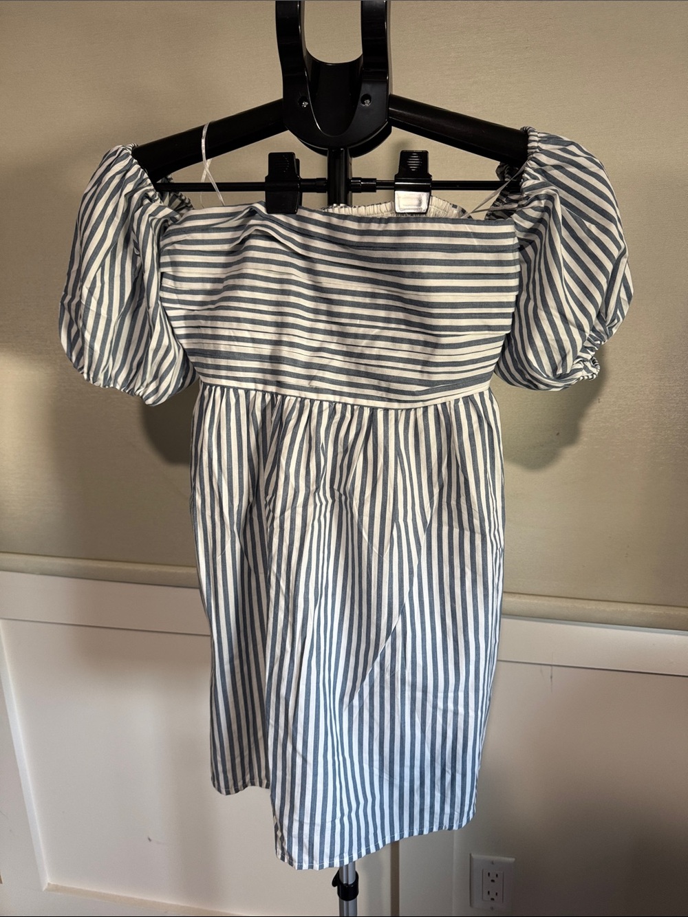 Abercrombie & Fitch Blue and White Striped Off-Shoulder Mini Dress